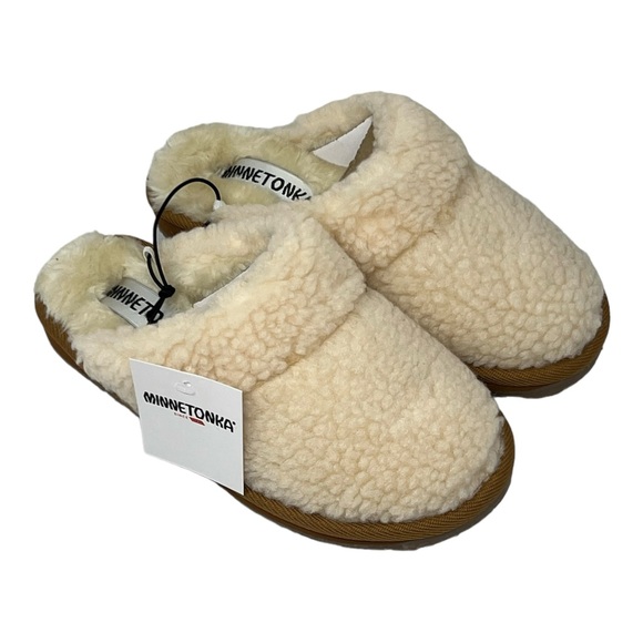 NEW Women’s Minnetonka Sondra Faux Shearling Slippers Size 5M Cream Berber - Picture 6 of 7